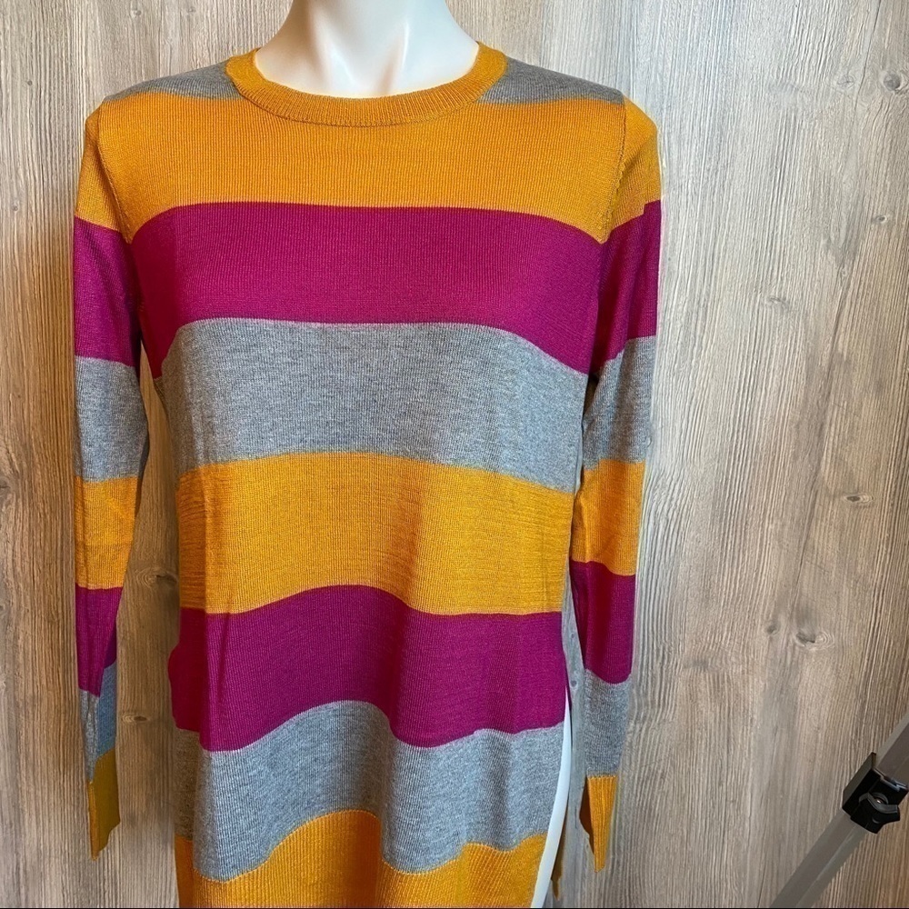 NWT Maison Jules woman’s striped lightweight long tunic sweater notched side med - Picture 2 of 7